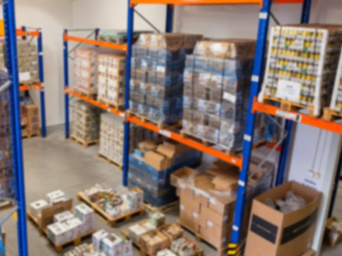 Operațiune logistică în depozitul COSAL din Păuleștii Noi